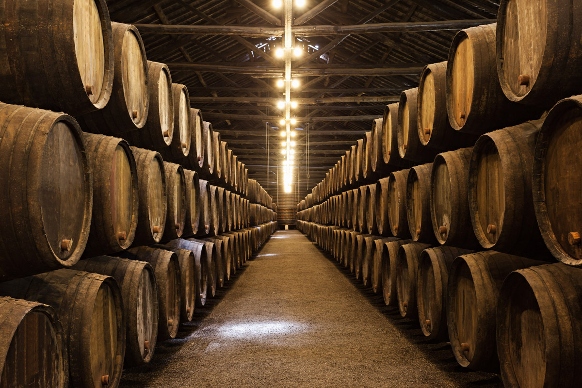 Whiskyfässer im Lager - Angel´s Share