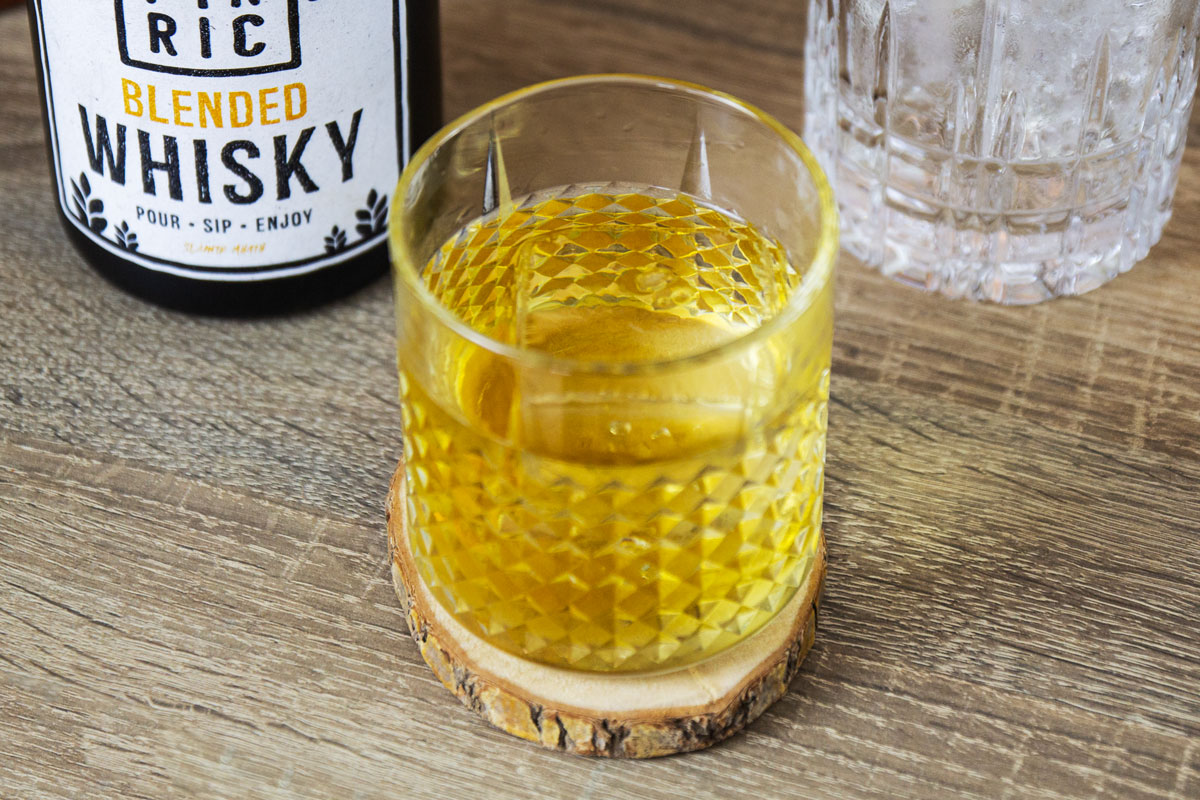 Cocktailrezept: FINRIC Godfather - Ein echter Klassiker