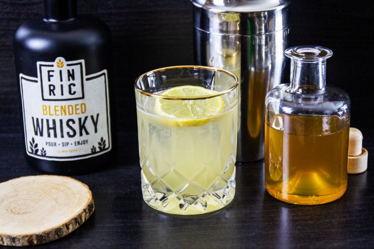 FINRIC Gold Rush - Whisky Cocktail